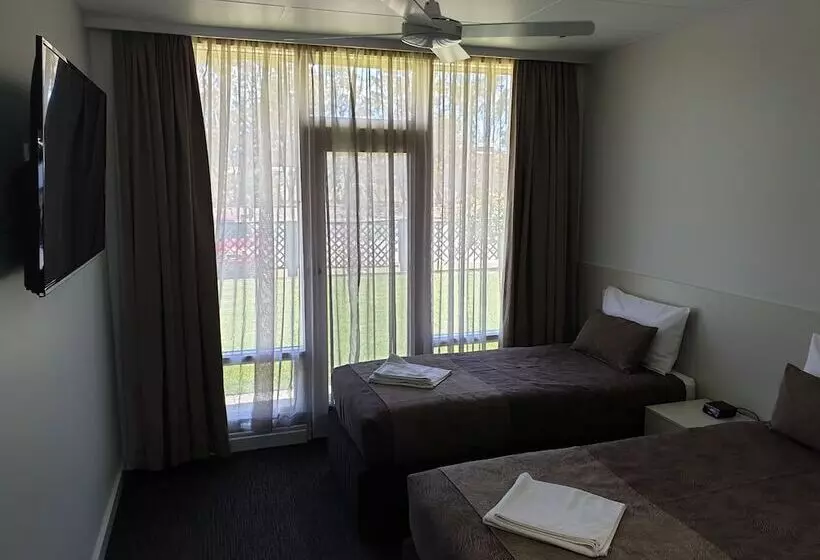 Naracoorte Hotel Motel