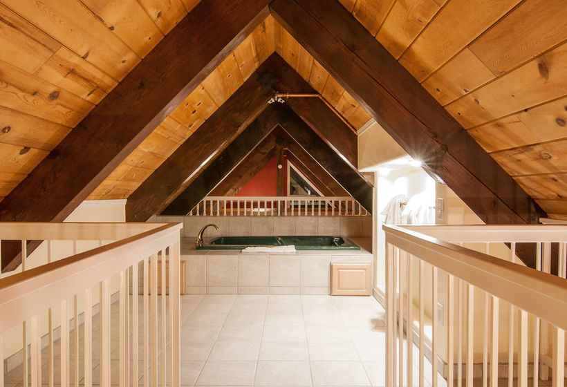 Northlake Lodges & Villas