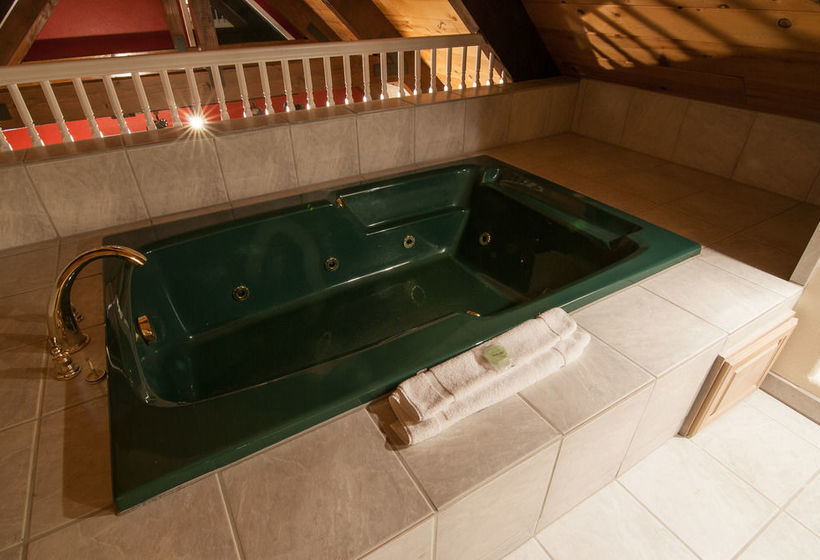 Northlake Lodges & Villas