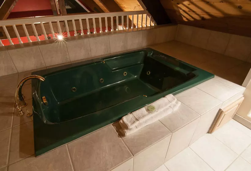 Northlake Lodges & Villas