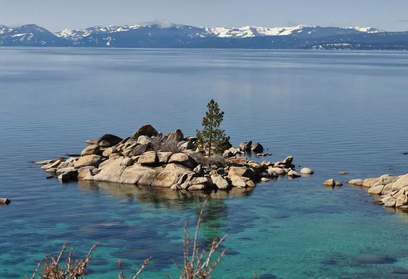 Northlake Lodges & Villas