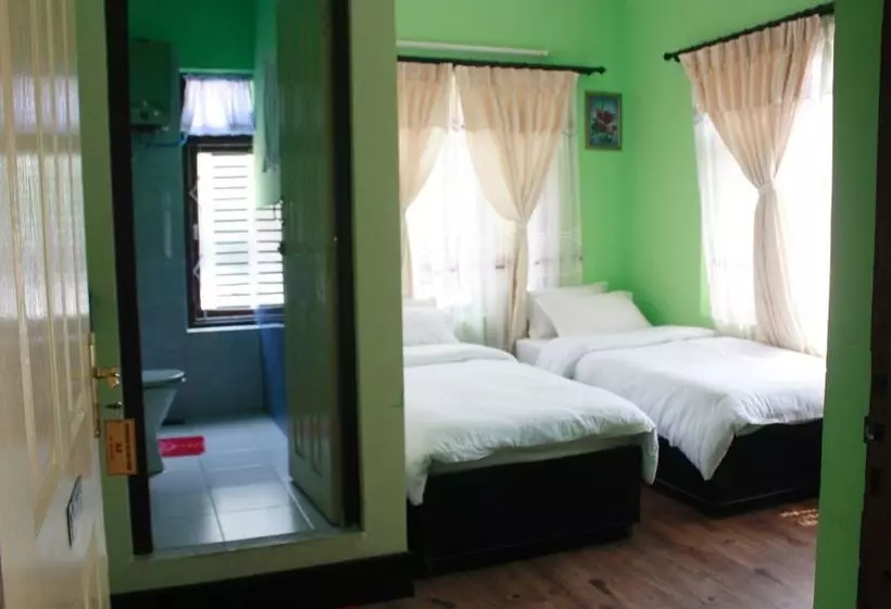 پانسیون Dipankara Holiday Home