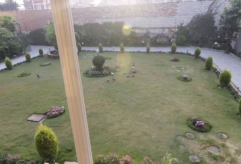 پانسیون Dipankara Holiday Home