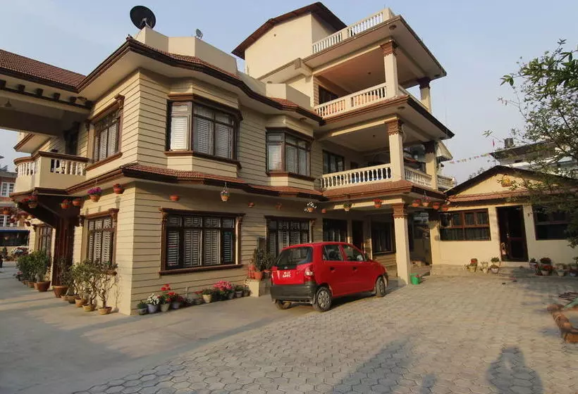 پانسیون Dipankara Holiday Home