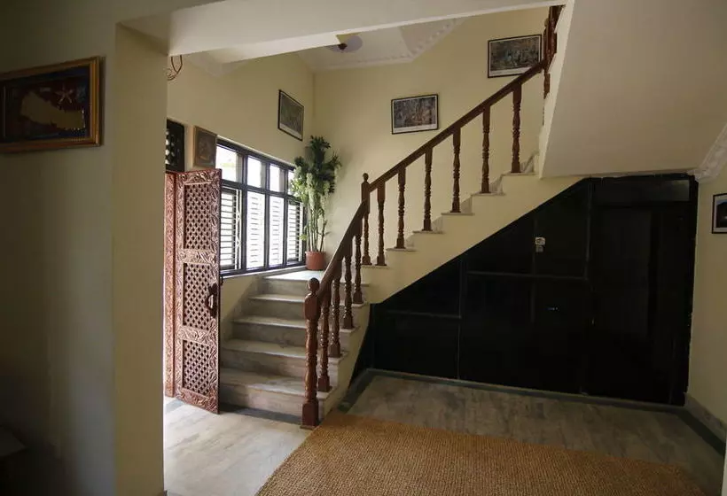 پانسیون Dipankara Holiday Home