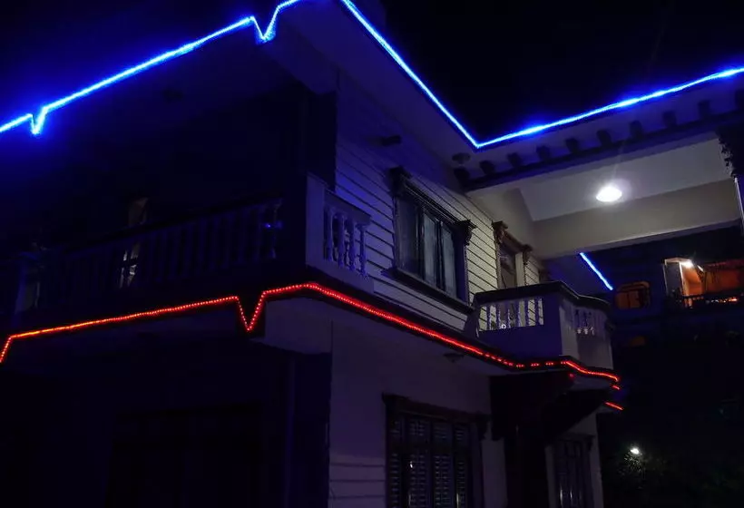 پانسیون Dipankara Holiday Home
