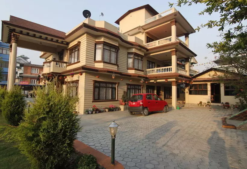 پانسیون Dipankara Holiday Home