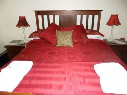 پانسیون Lindsay House Country