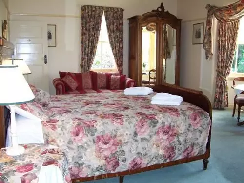 پانسیون Lindsay House Country