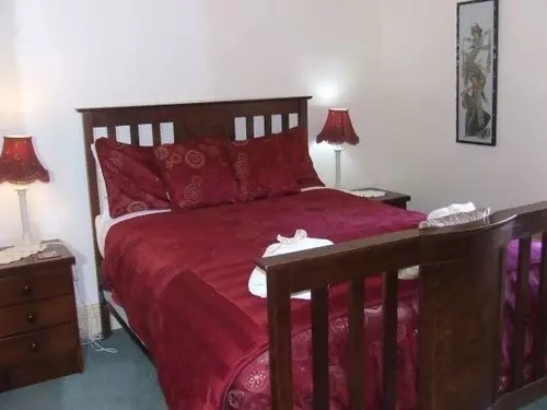 پانسیون Lindsay House Country