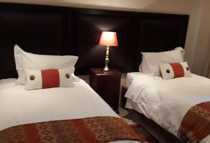 Пансион Magaliqua Guest House