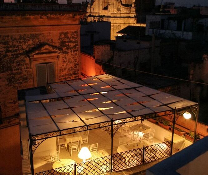 פנסיון Personè Palace