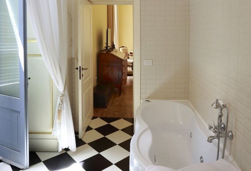 פנסיון Personè Palace