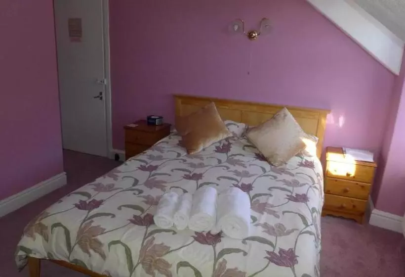 پانسیون Thorneyfield Guest House