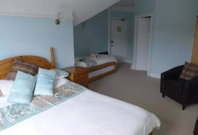 پانسیون Thorneyfield Guest House