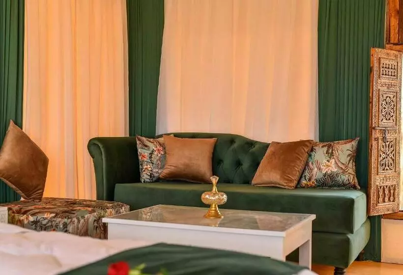ホテル Agafay Pearl Camp Marrakech
