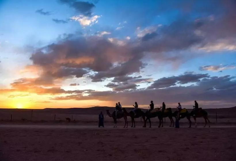 ホテル Agafay Pearl Camp Marrakech