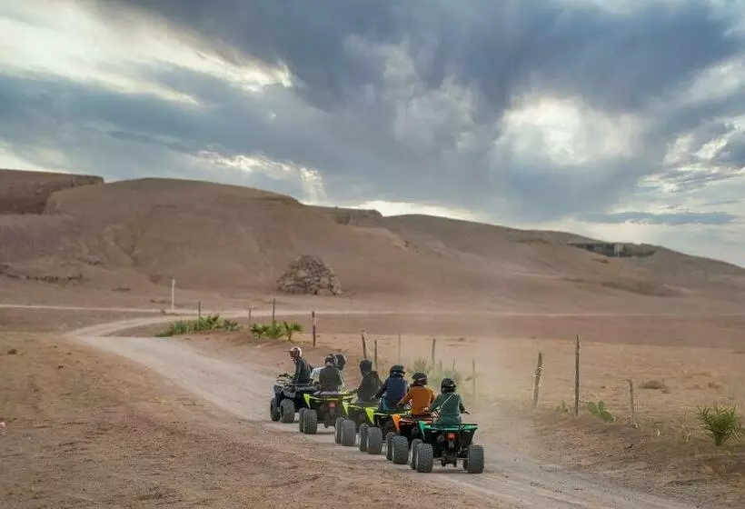 ホテル Agafay Pearl Camp Marrakech