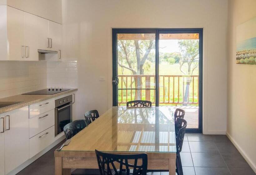 A1 Motels And Apartments Port Fairy