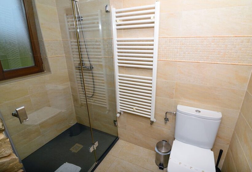 Casona De Llanorrozo Apartamentos Rurales