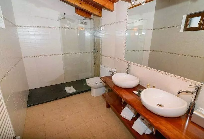 Casona De Llanorrozo Apartamentos Rurales