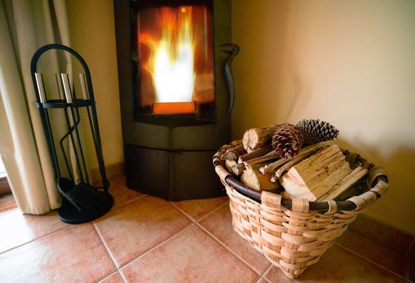 Casona De Llanorrozo Apartamentos Rurales