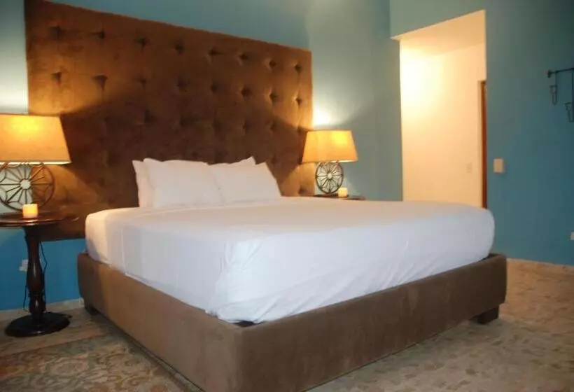 E&j Boutique Residences