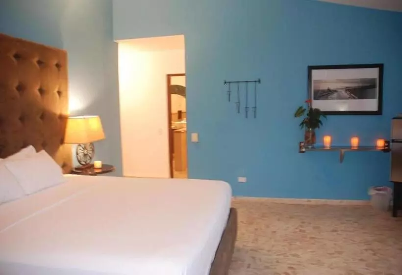 E&j Boutique Residences