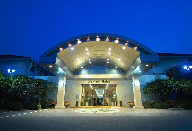 בית מלון כפרי Admiral