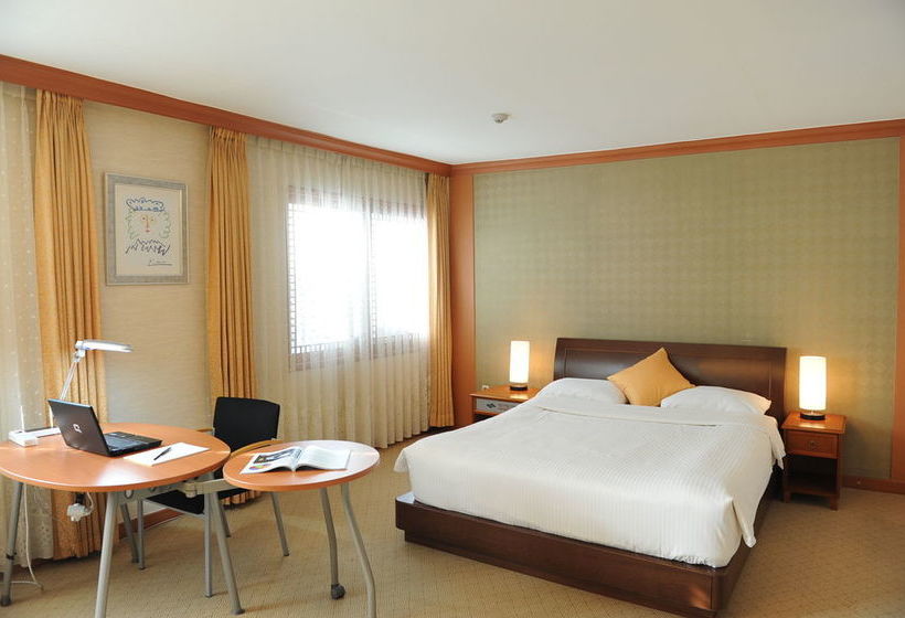 בית מלון כפרי Admiral