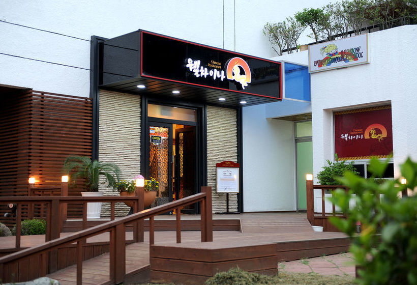 בית מלון כפרי Admiral