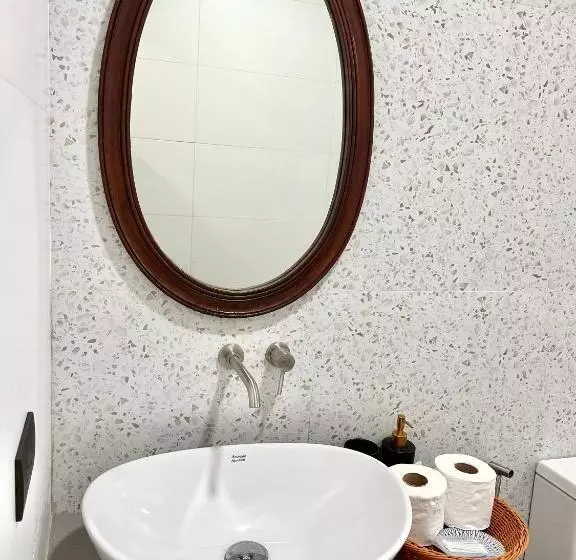 هتل Baan Talay Resort & Yoga