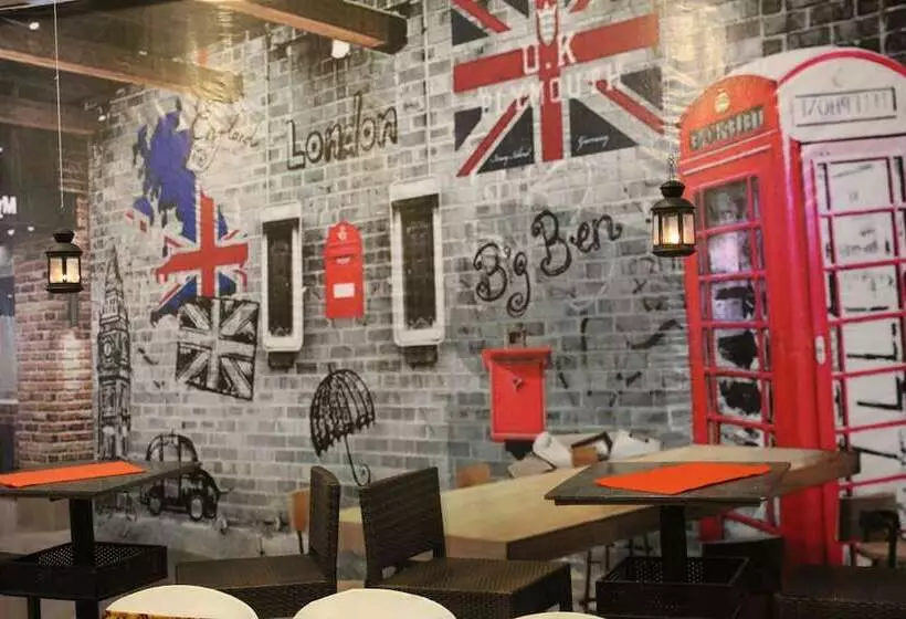 The Centro Hotel & Residence By Orchardz