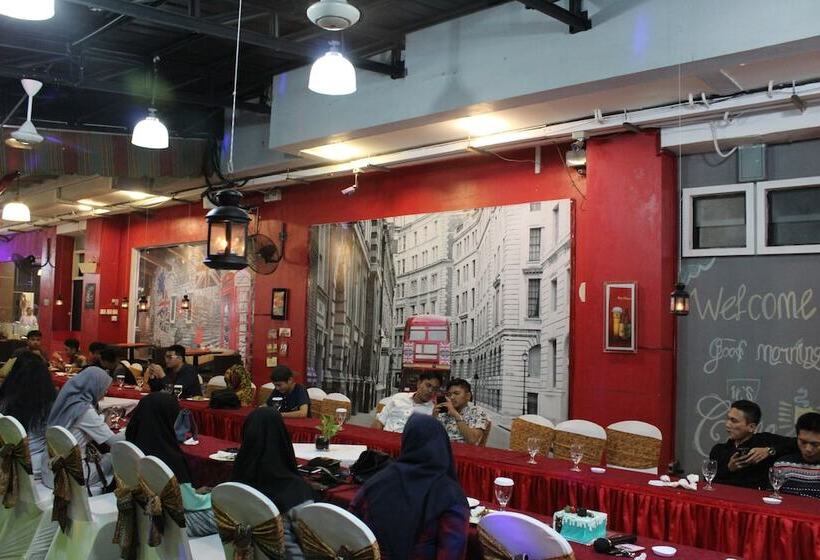 The Centro Hotel & Residence By Orchardz