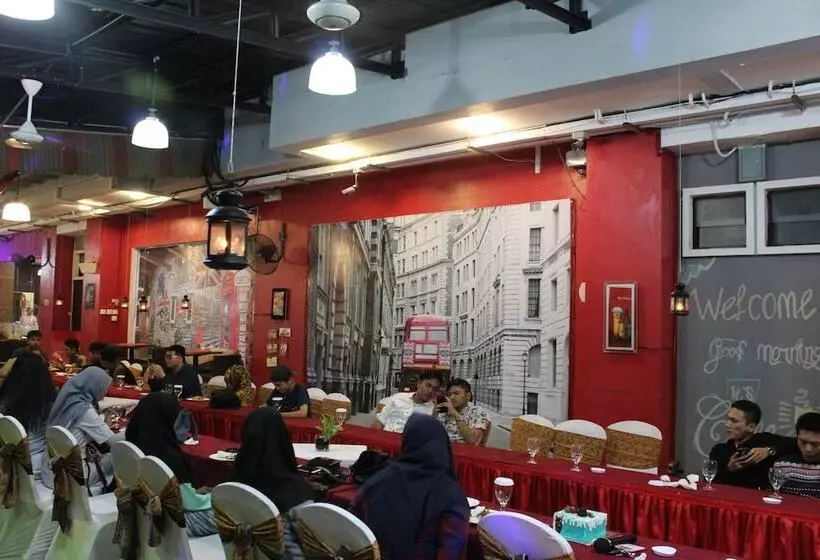 The Centro Hotel & Residence By Orchardz