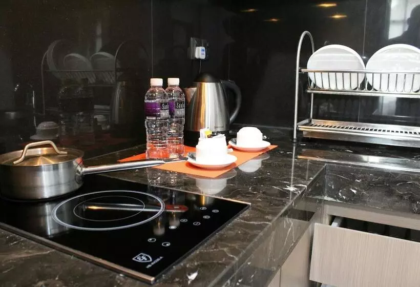 The Centro Hotel & Residence By Orchardz