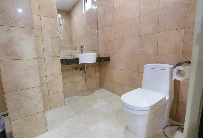 The Centro Hotel & Residence By Orchardz