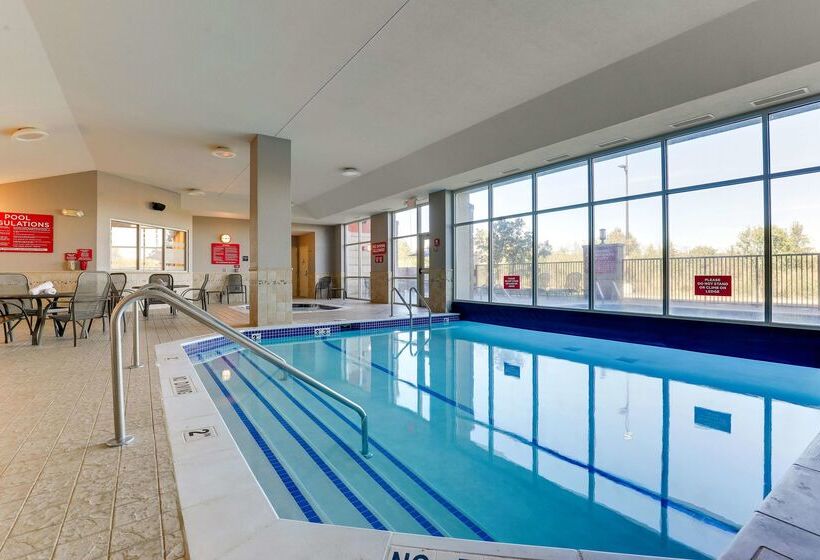 호텔 Drury Inn & Suites Independence Kansas City