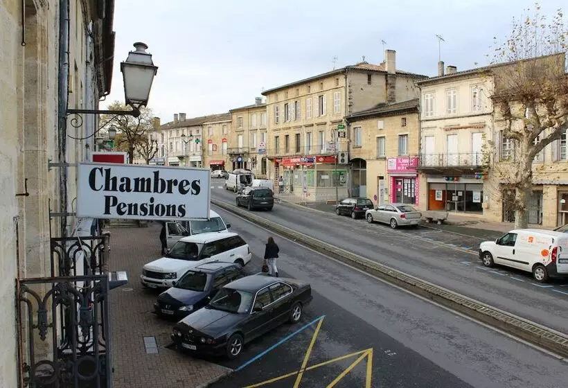 Hotelli Hôtel Restaurant Le Phénix