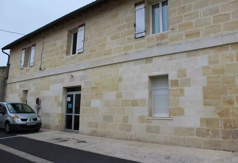 Hotelli Hôtel Restaurant Le Phénix