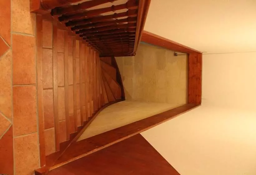 Hotelli Hôtel Restaurant Le Phénix