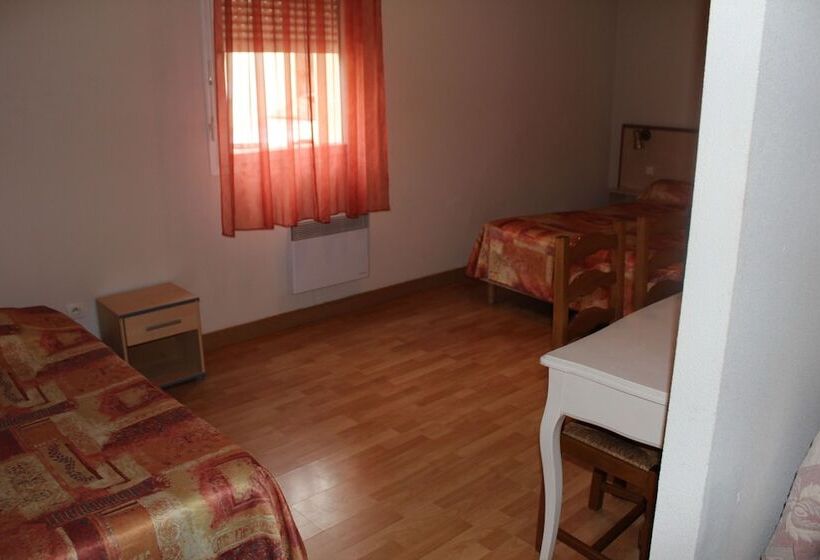 Отель Hôtel Restaurant Le Phénix