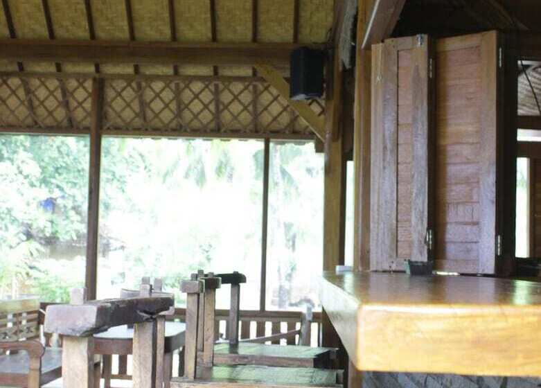 Отель Mina Tanjung