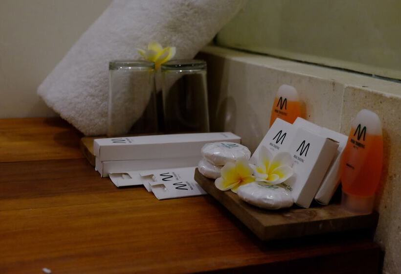 Отель Mina Tanjung