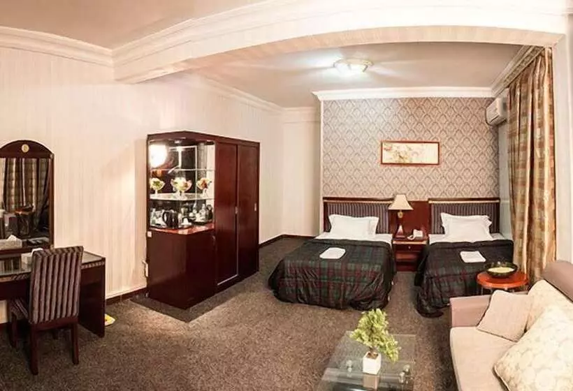 هتل Royal Suites