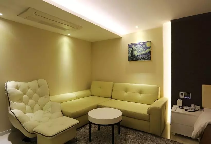 בית מלון כפרי Sol