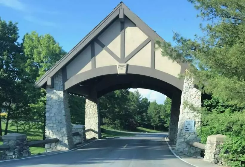 ホテル Stonebridge Village Resort