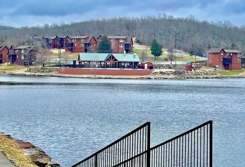 ホテル Stonebridge Village Resort