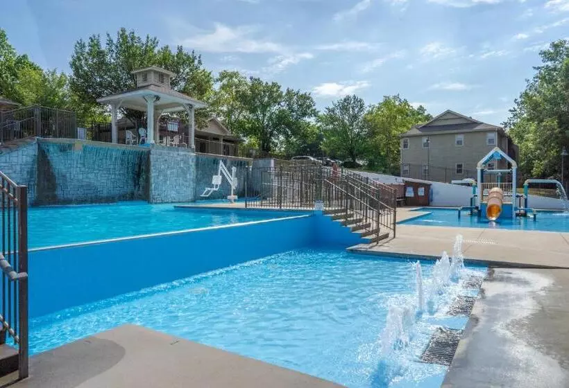 ホテル Stonebridge Village Resort