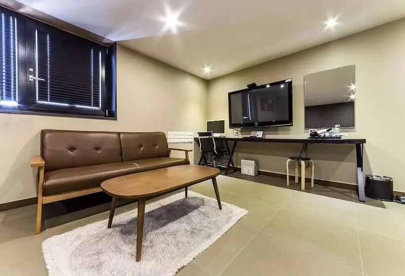 ホテル Suwon City Hall Thassos